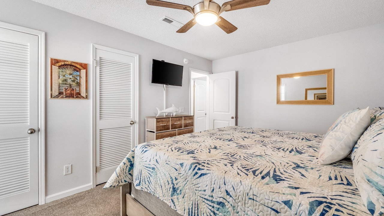 Photo of Bedroom in Summer Breeze