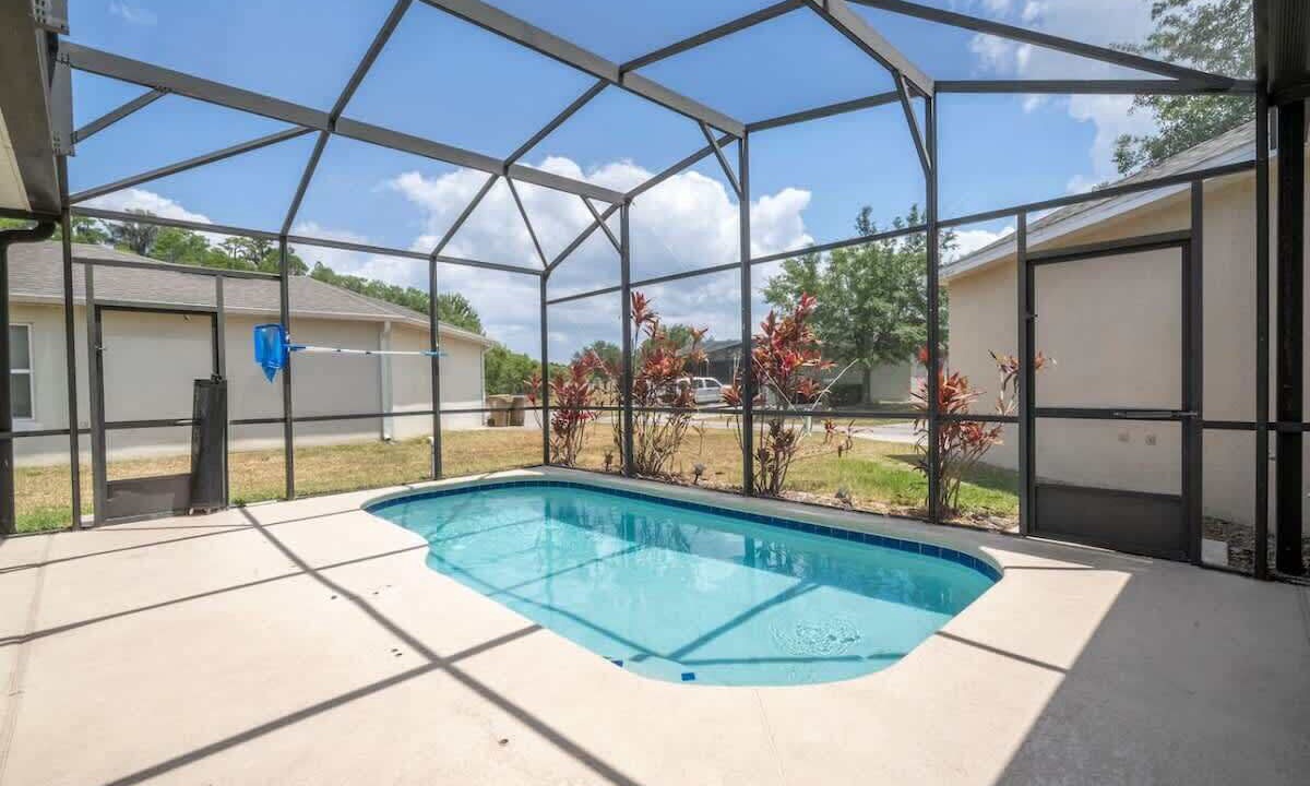 Photo of Outdoor in Trafalgar Village