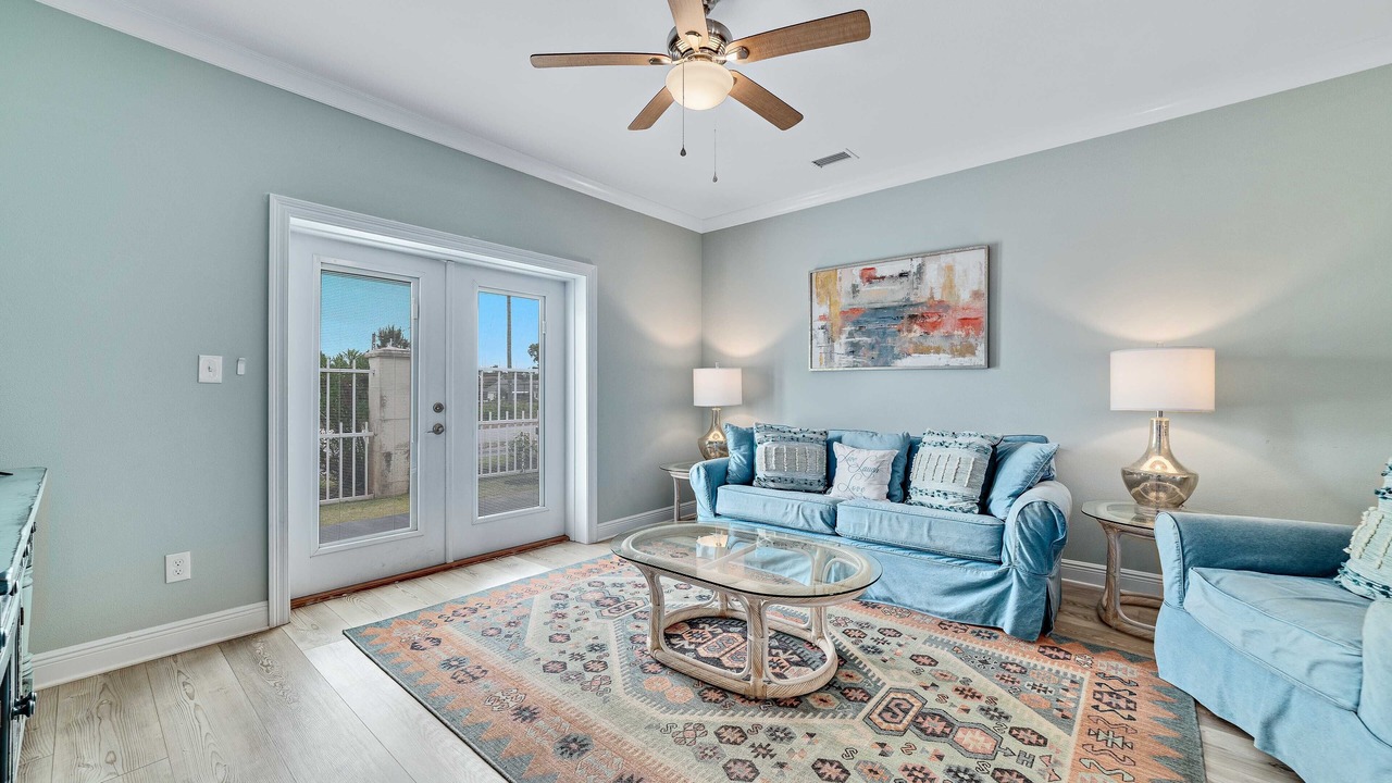 Photo of Livingroom in Sunset Pass