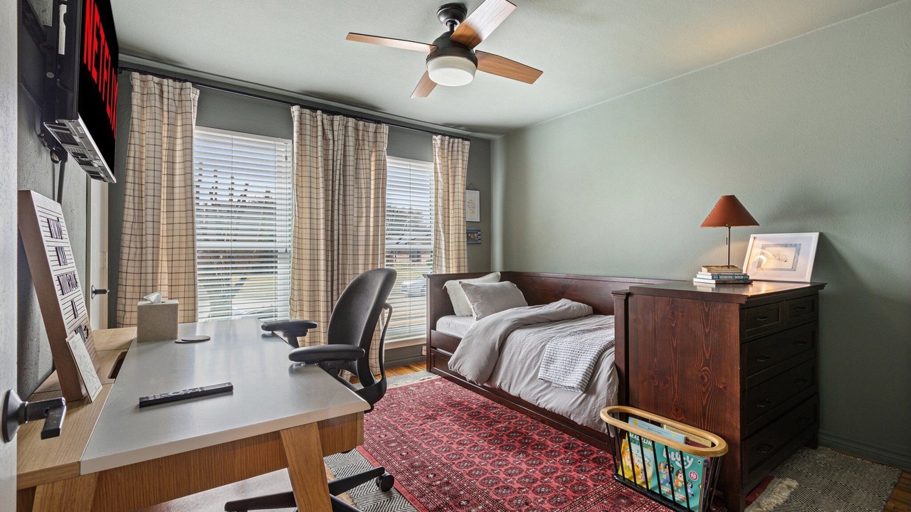 Photo of Bedroom in Southwest Carrollton