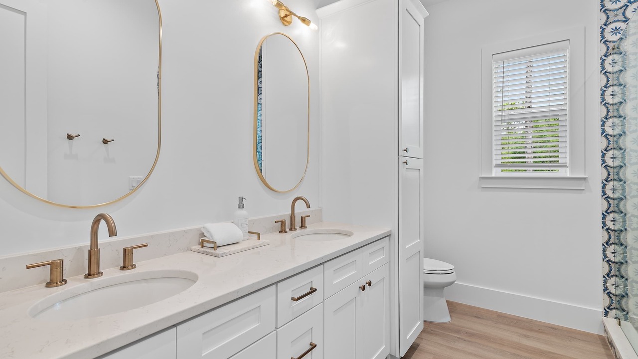 Photo of Bathroom in Treetop
