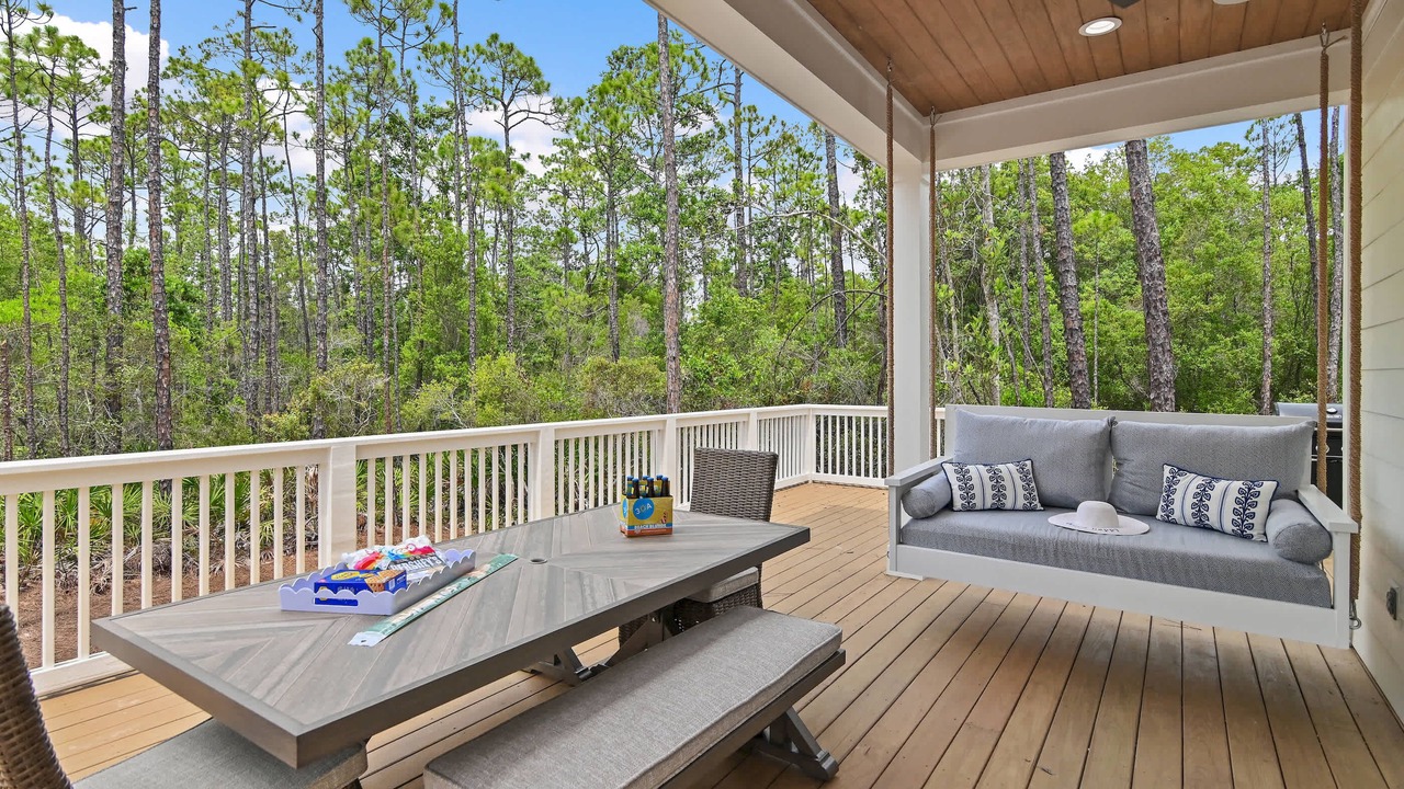 Photo of Outdoor in Treetop
