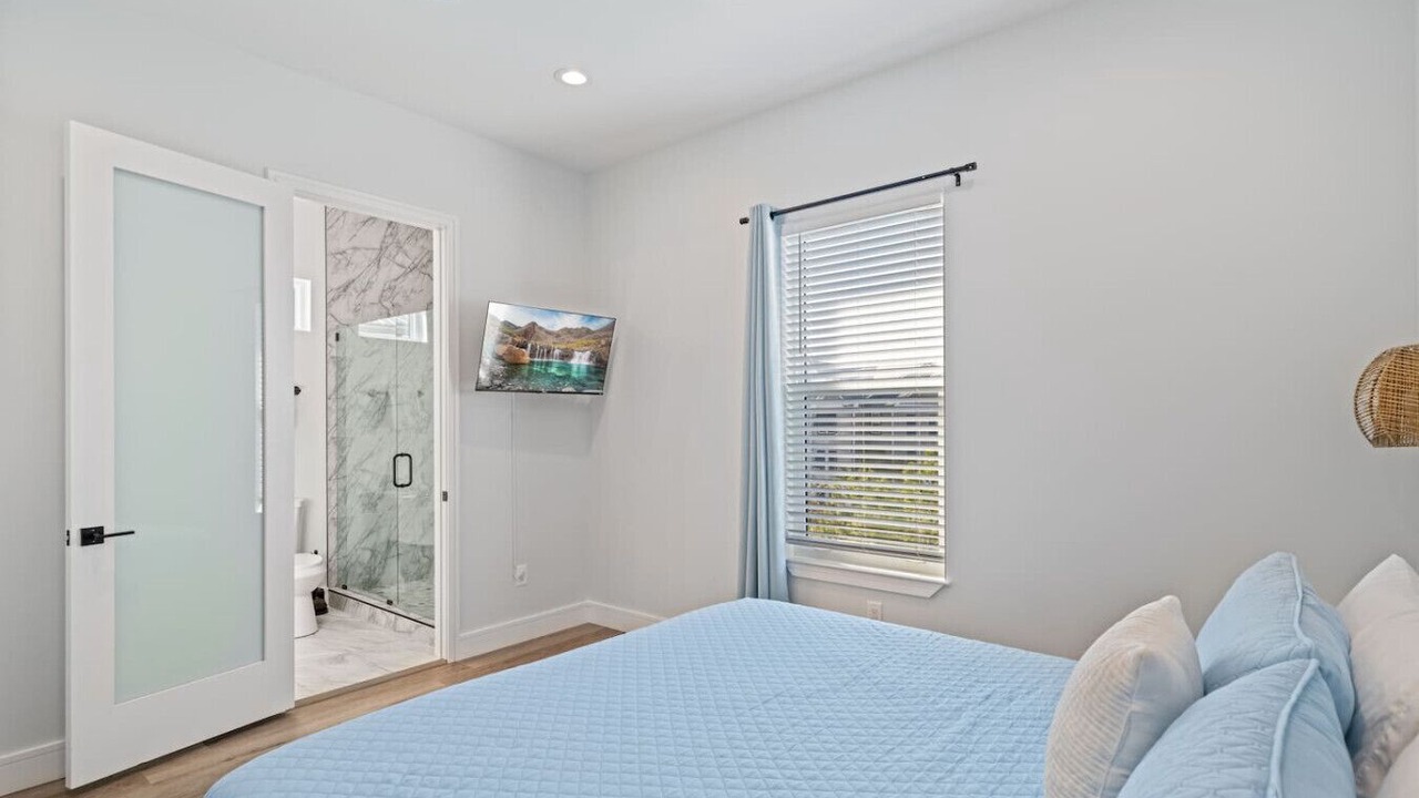 Photo of Bathroom in El Centro Beach