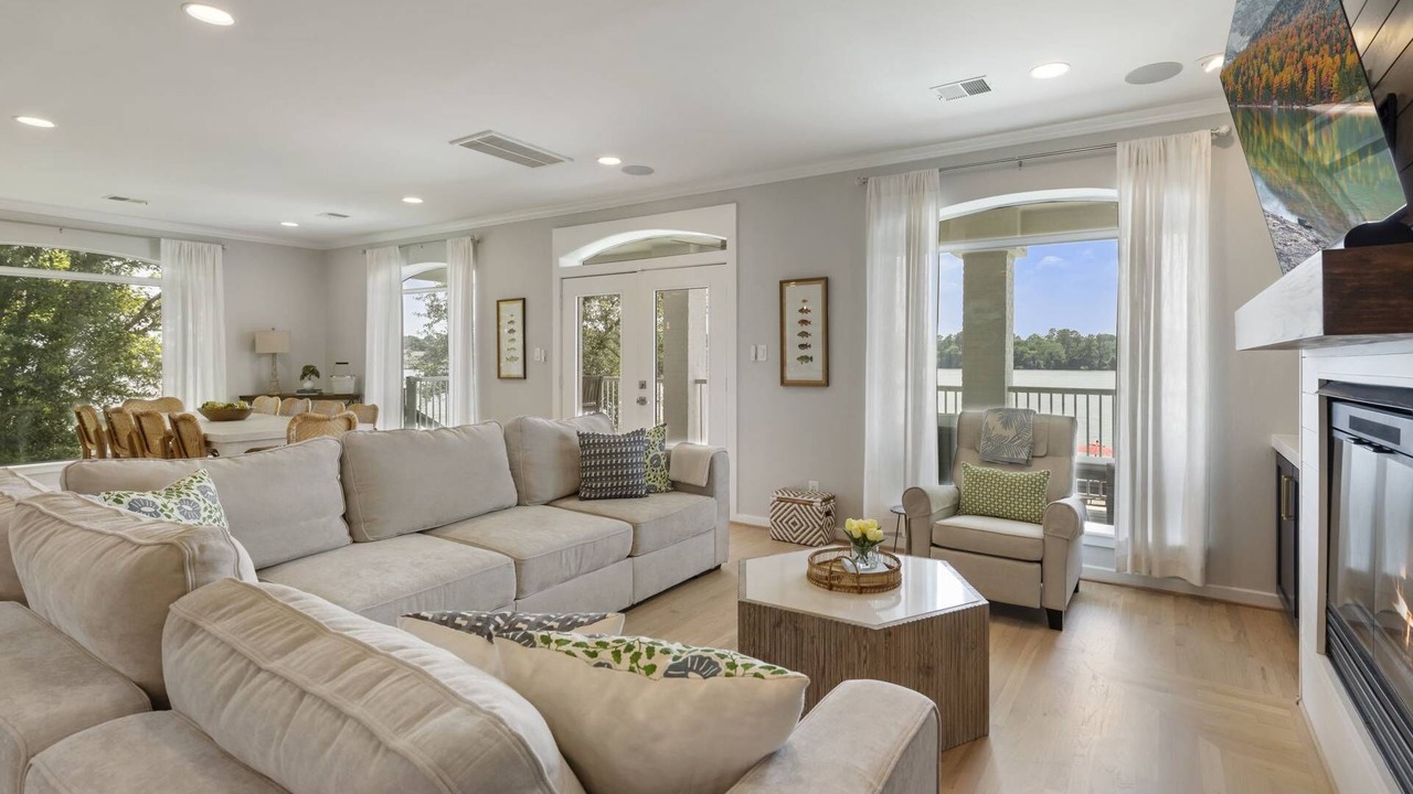 Photo of Livingroom in Montgomery