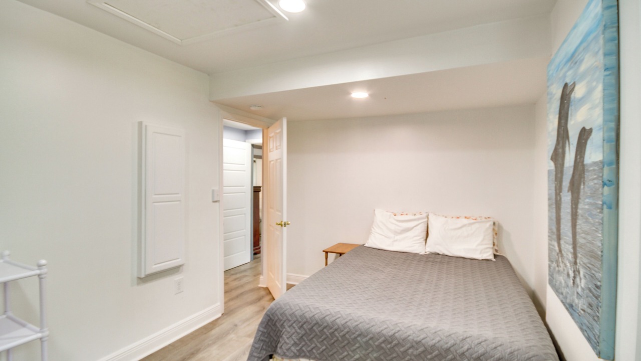 Photo of Bedroom in Long Beach