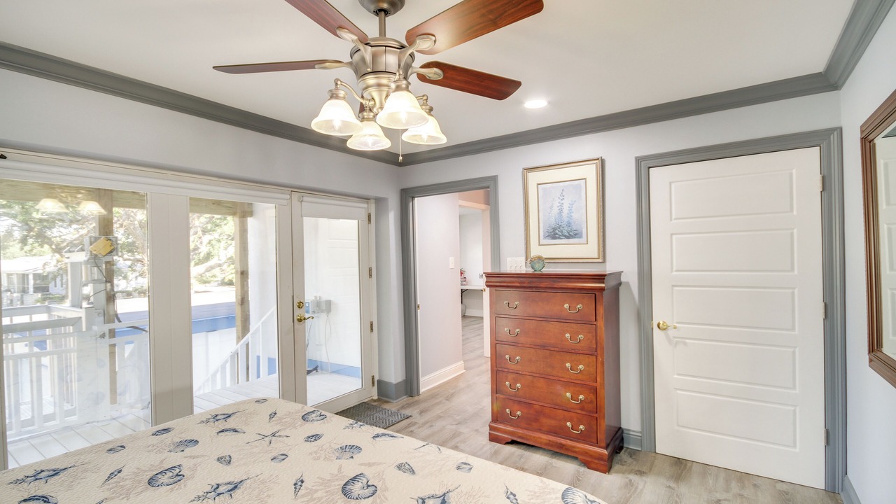 Photo of Bedroom in Long Beach