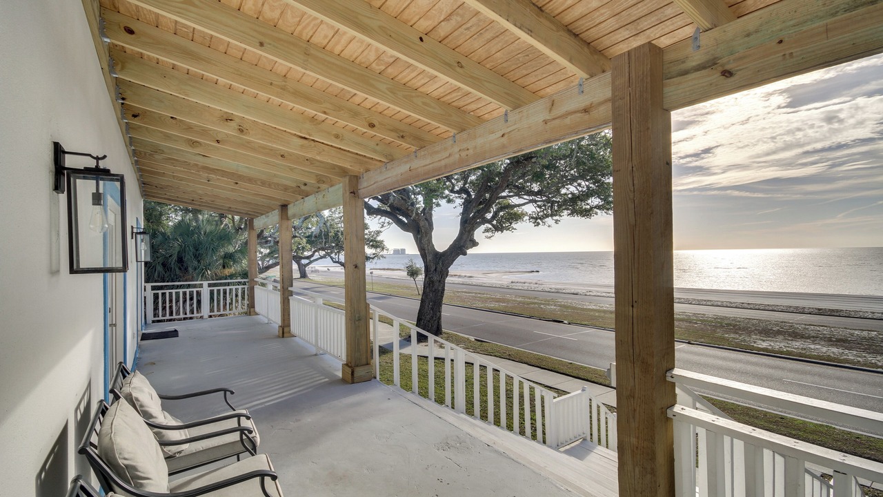 Photo of Patio Balcony in Long Beach