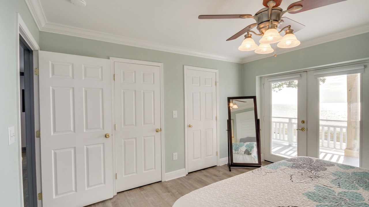 Photo of Bedroom in Long Beach