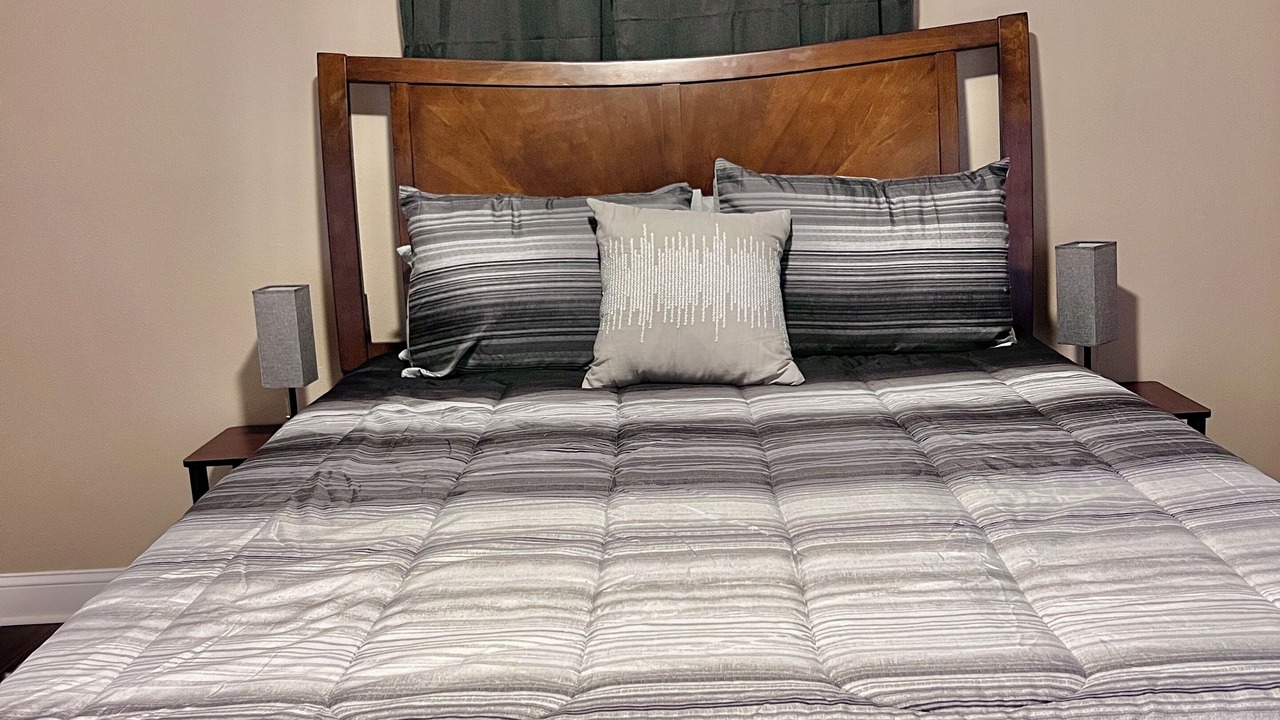 Photo of Bedroom in Holy Cross District