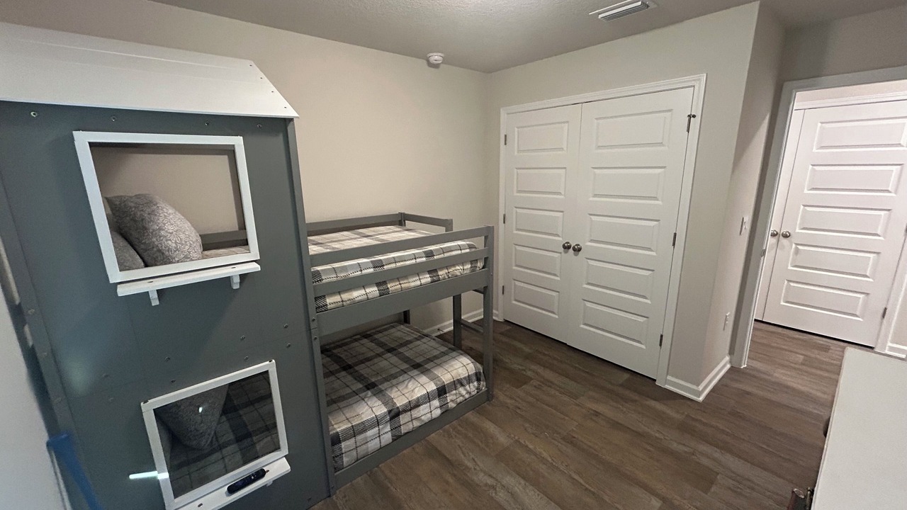 Photo of Bedroom in Foley