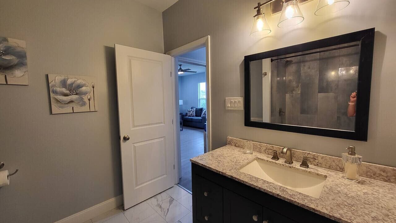 Photo of Bathroom in Lake Catherine