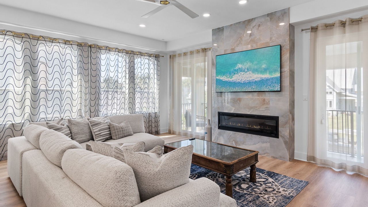 Photo of Livingroom in Emerald Waters Village