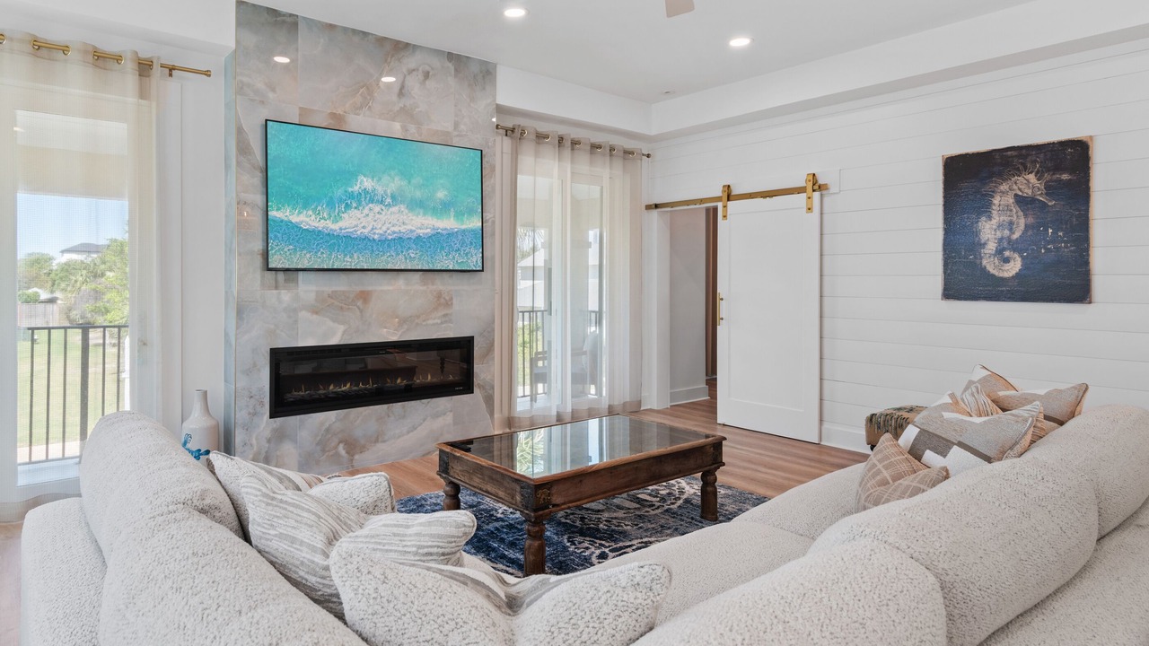 Photo of Livingroom in Emerald Waters Village