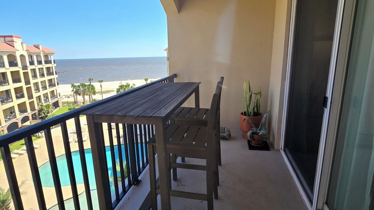 Photo of Outdoor in Henderson Point