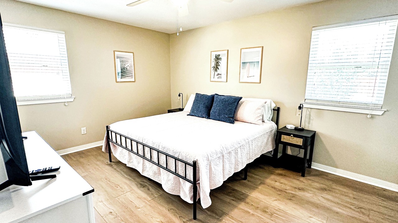 Photo of Bedroom in Pensacola