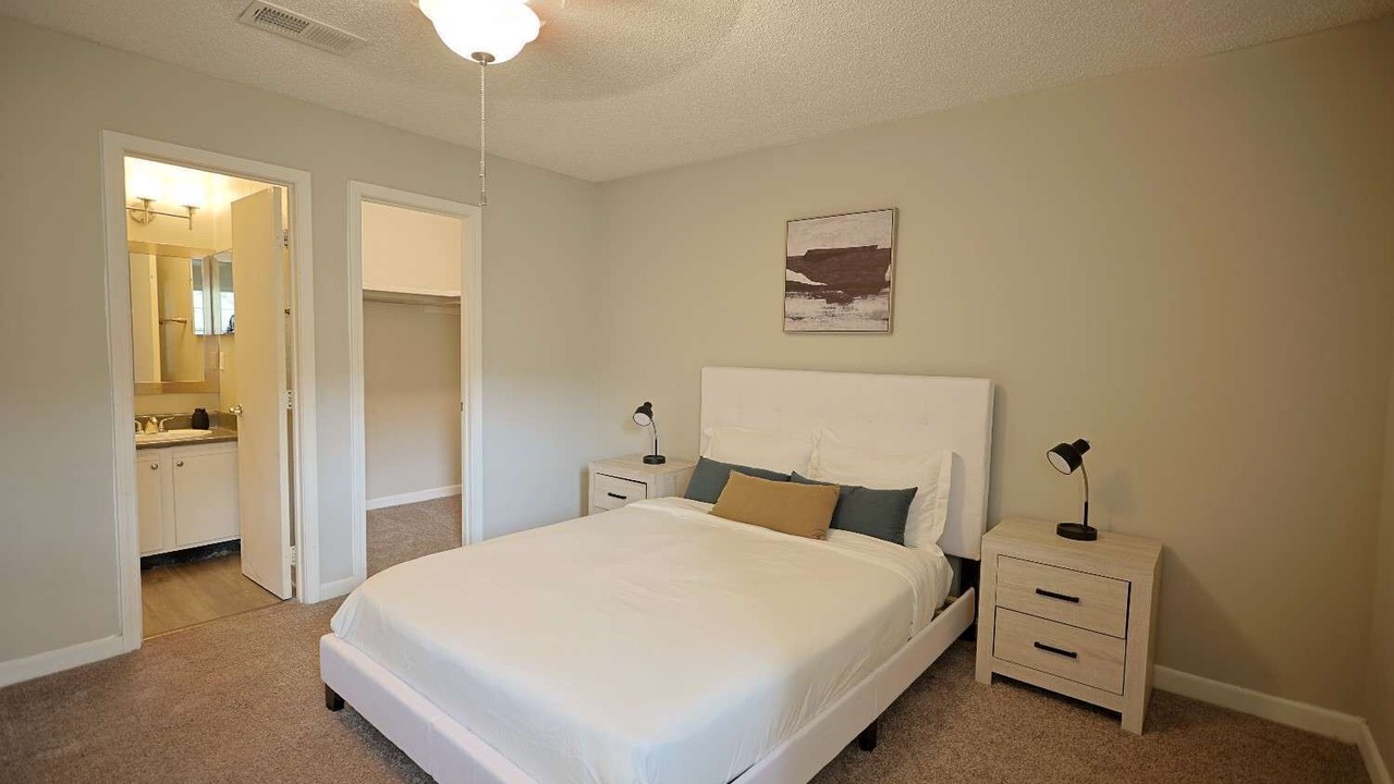 Photo of Bedroom in Tougaloo