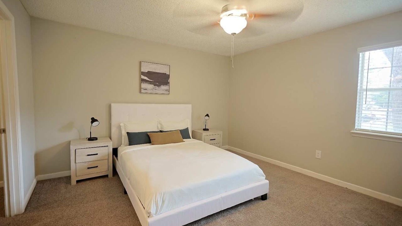 Photo of Bedroom in Tougaloo