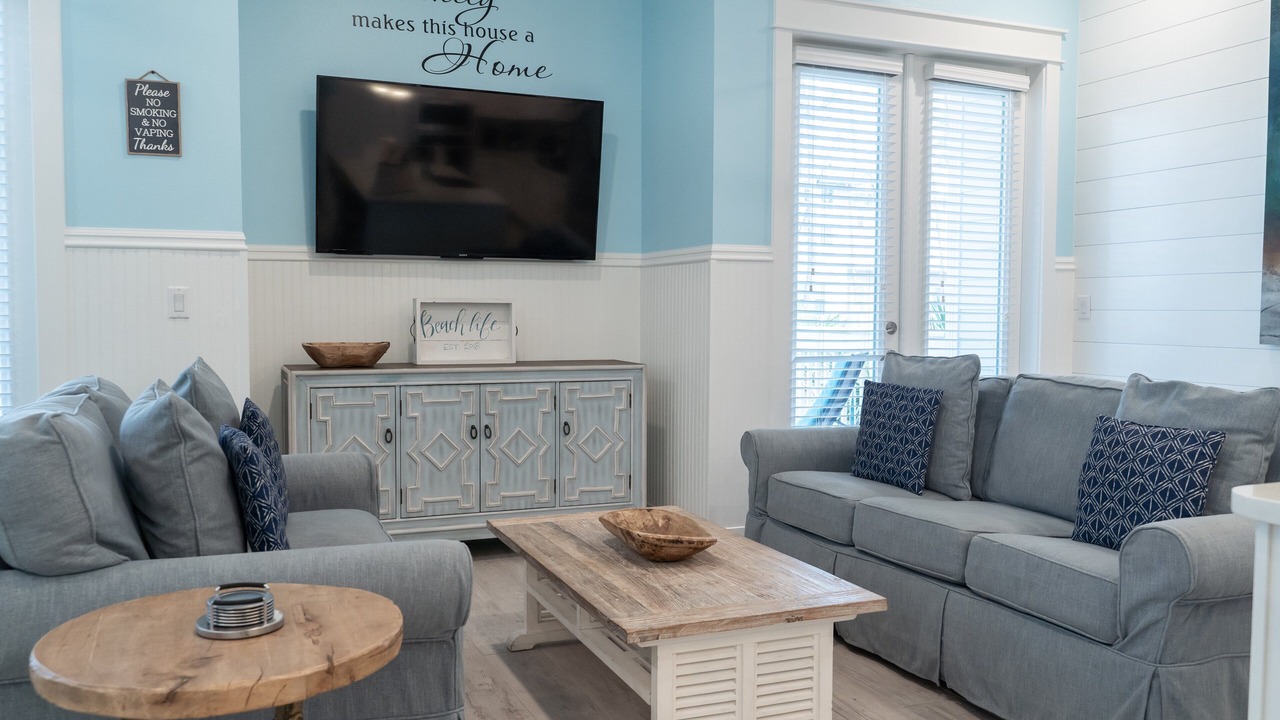 Photo of Livingroom in WaterSound Beach