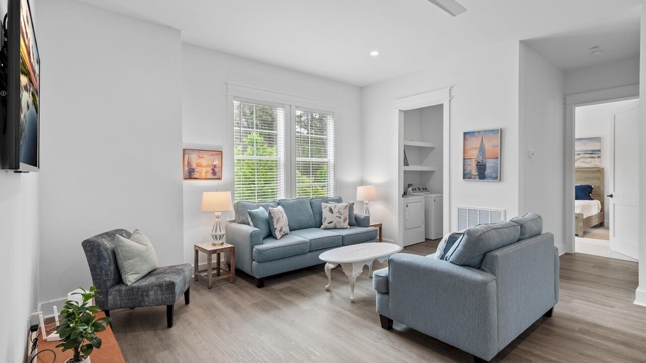 Photo of Livingroom in Four Mile Village