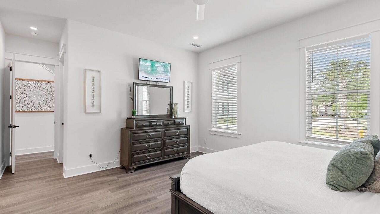 Photo of Bedroom in Four Mile Village