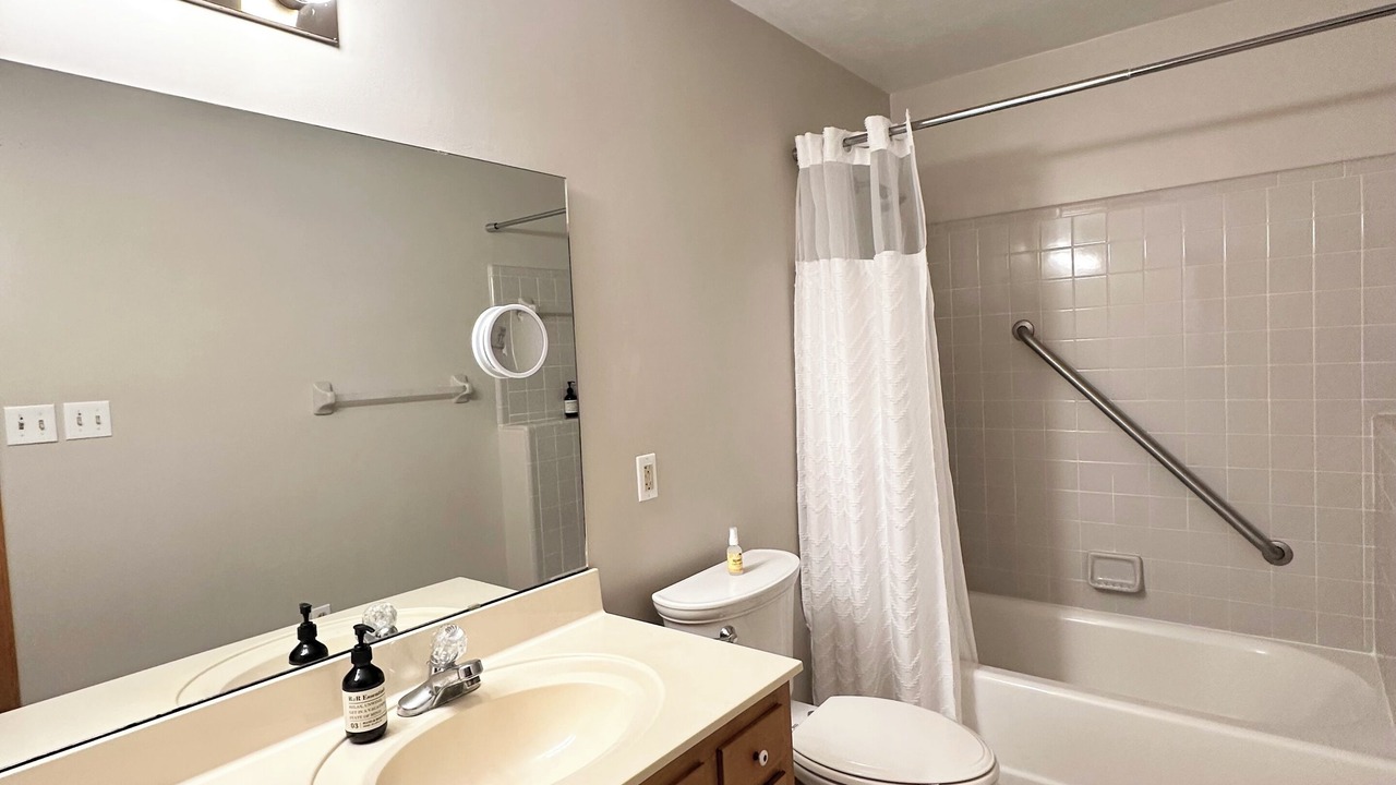 Photo of Bathroom in Melrose