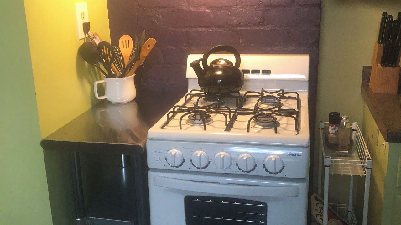 Photo of Kitchen in Algiers Point