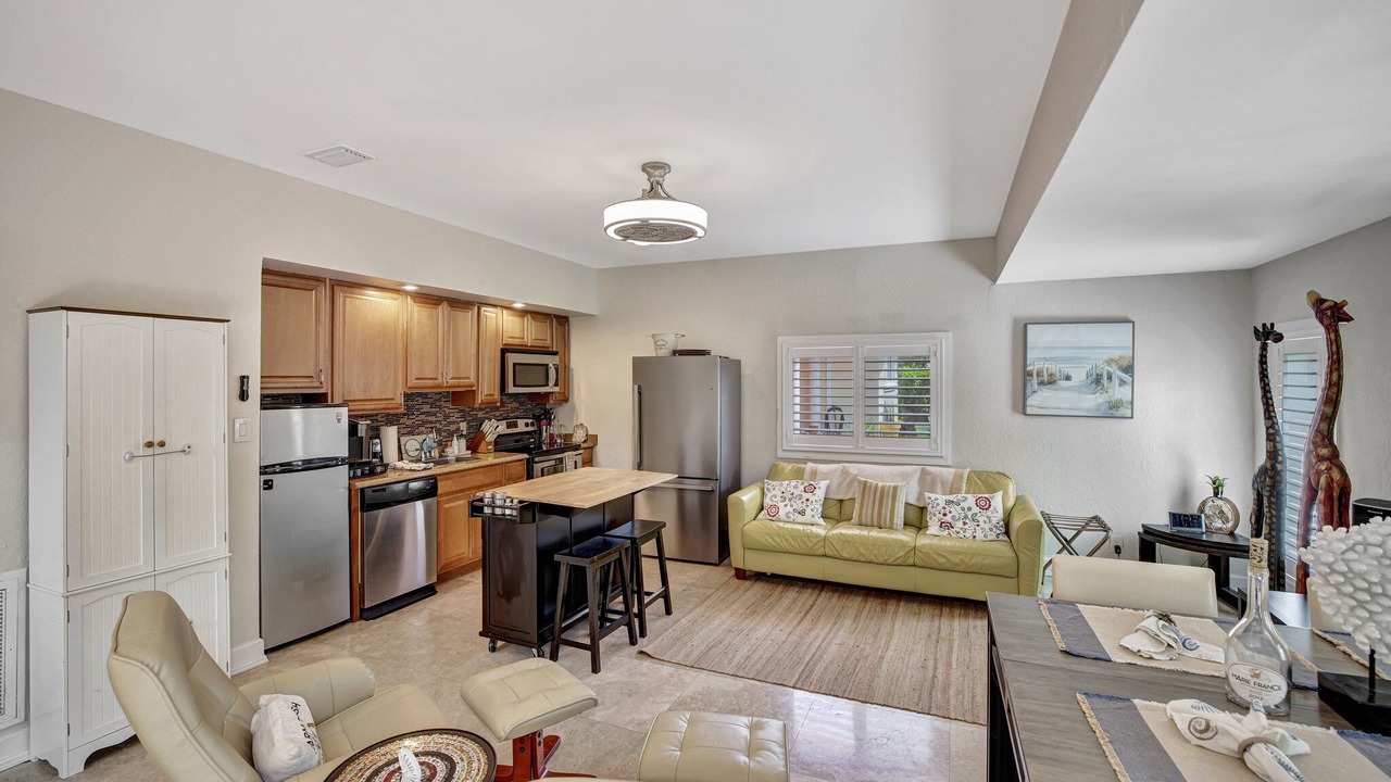 Photo of Livingroom in Lauderdale-by-the-Sea