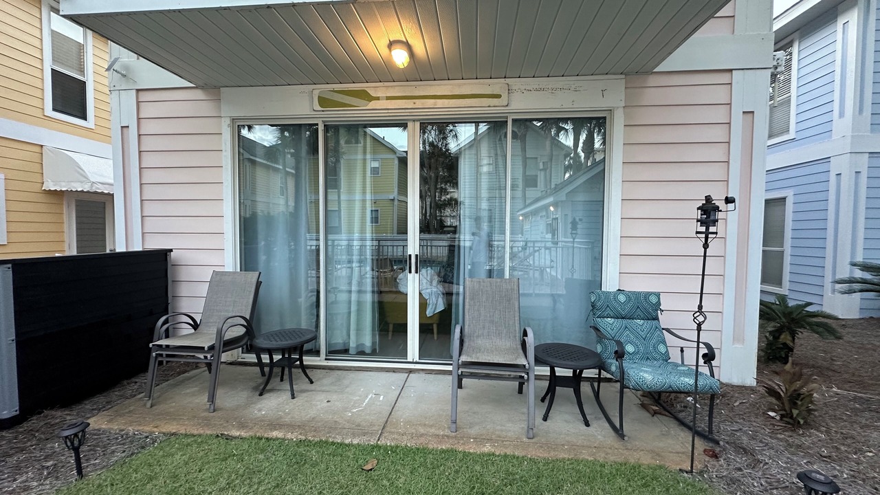 Photo of Patio Balcony in Crystal Shores
