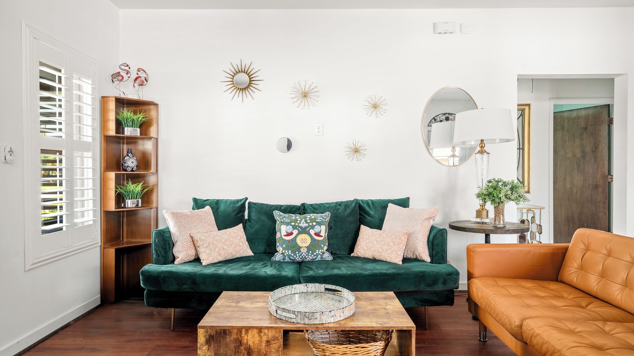 Photo of Livingroom in Greater East End
