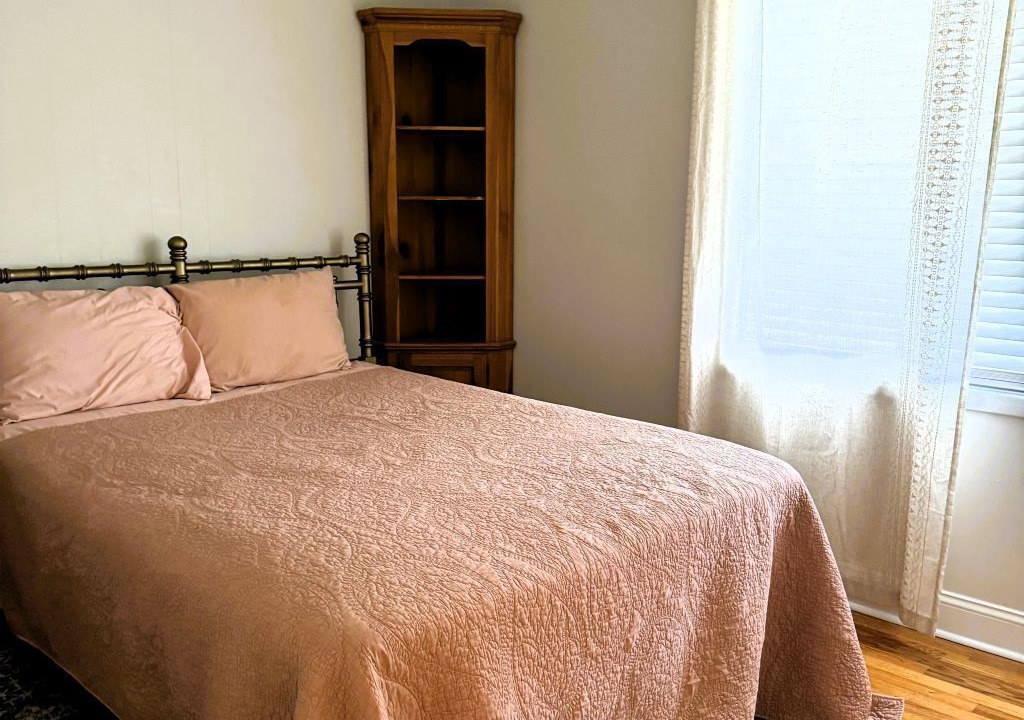 Photo of Bedroom in Milton