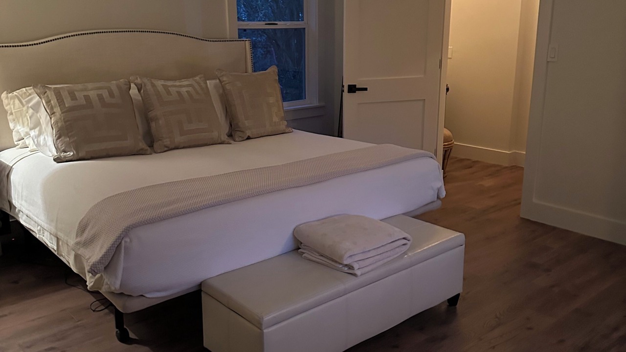 Photo of Bedroom in Mandeville
