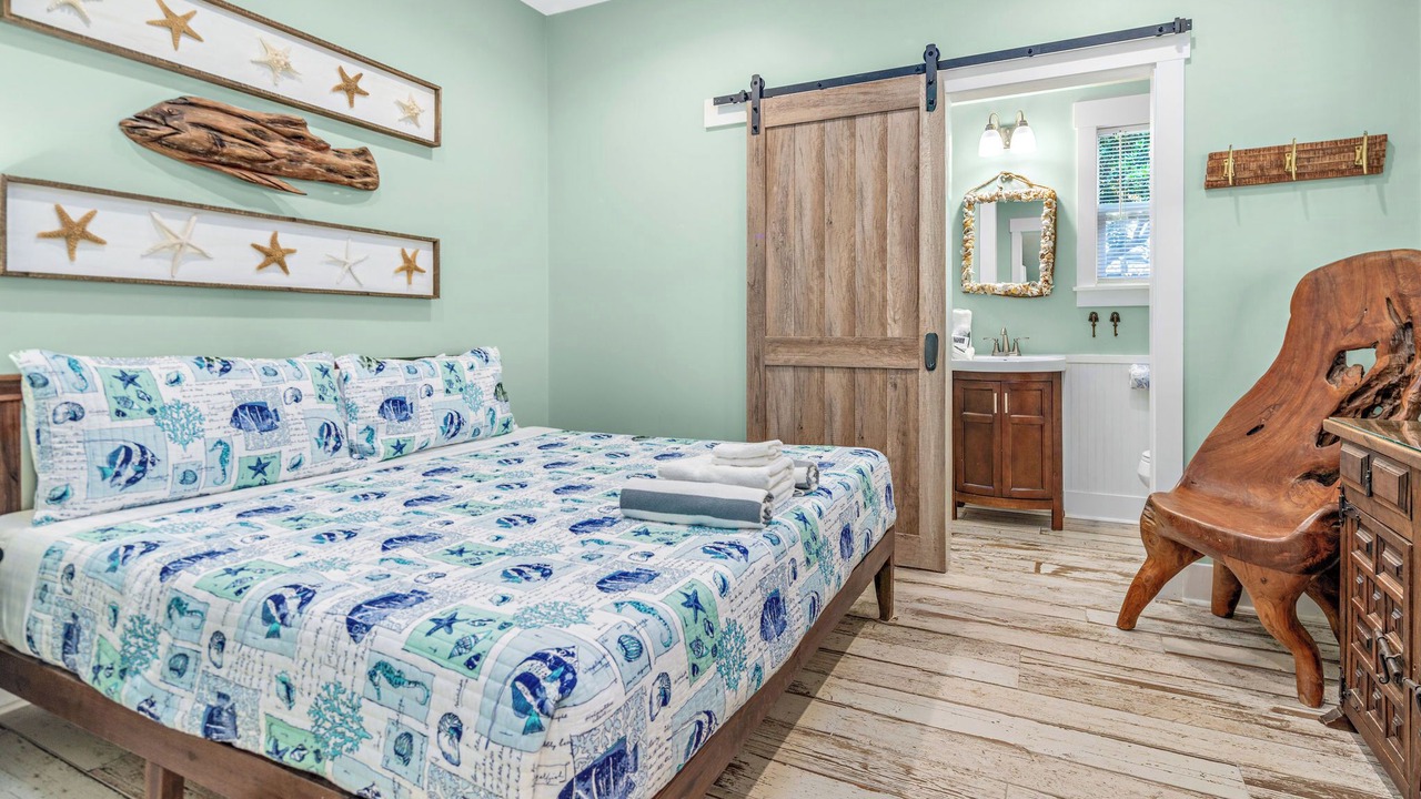 Photo of Bedroom in Sea Palm Village
