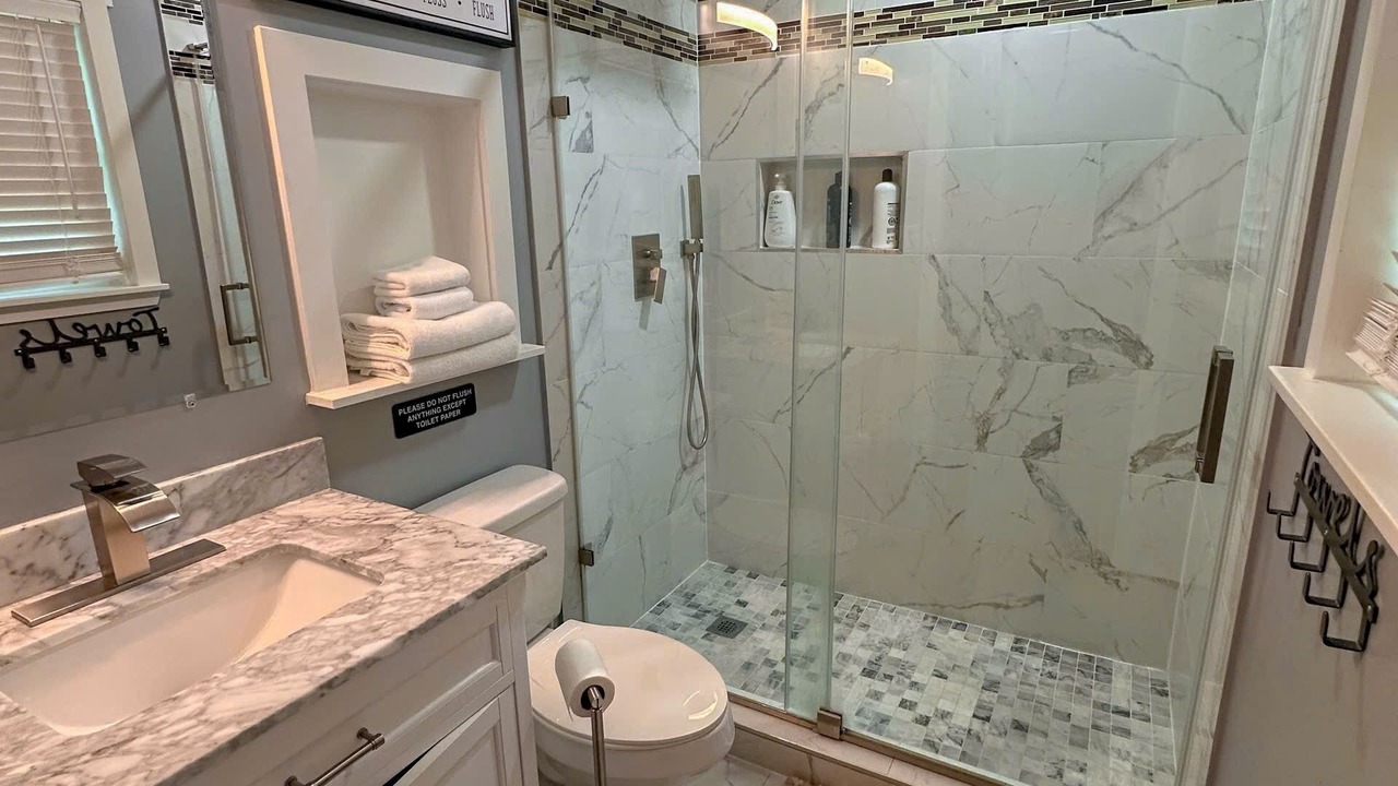Photo of Bathroom in Southeast Pensacola