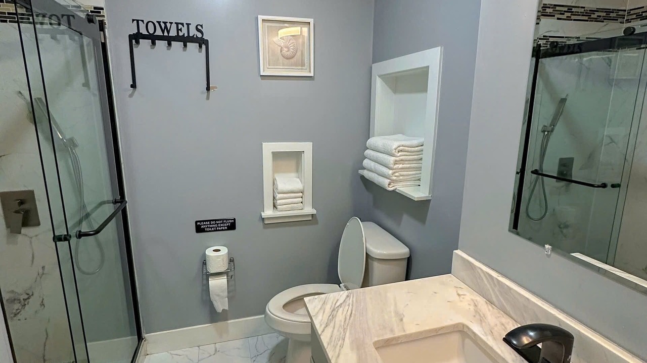 Photo of Bathroom in Southeast Pensacola