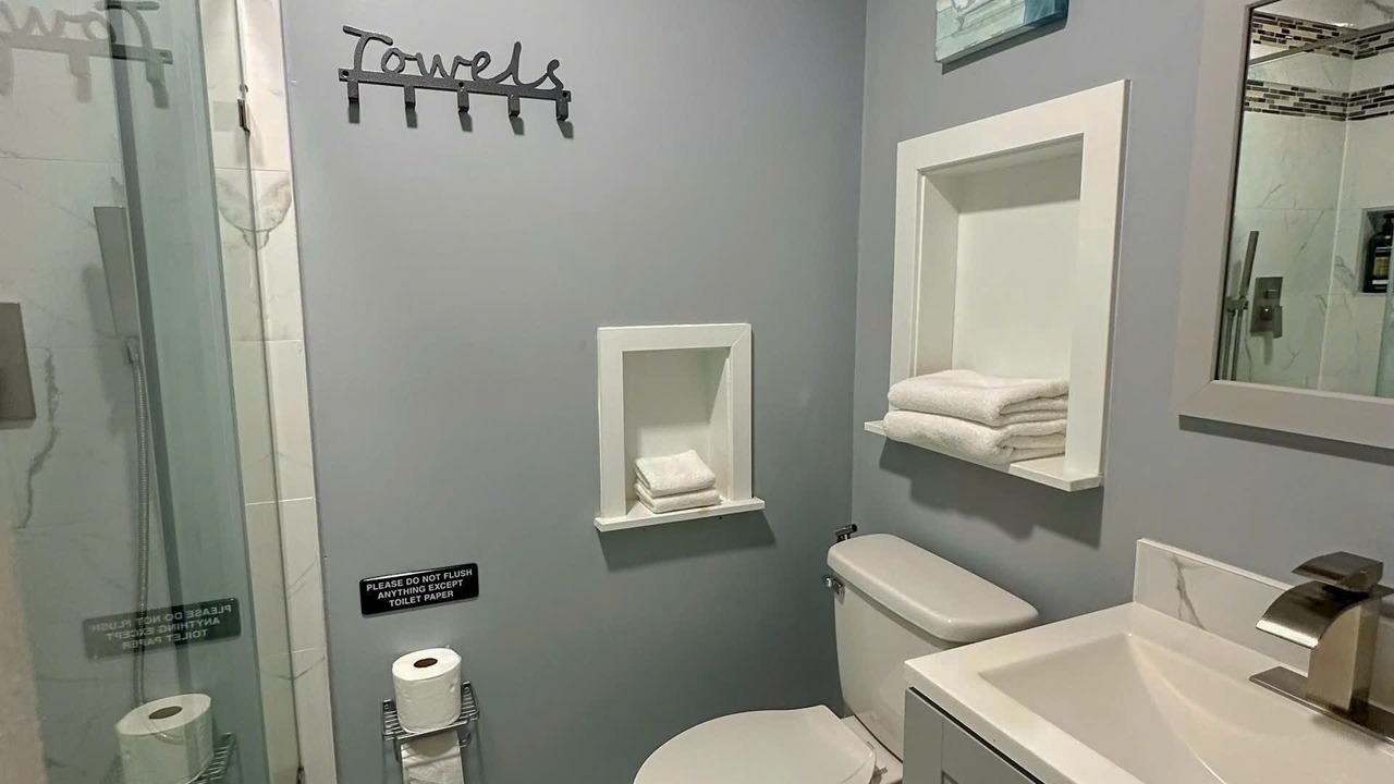 Photo of Bathroom in Southeast Pensacola