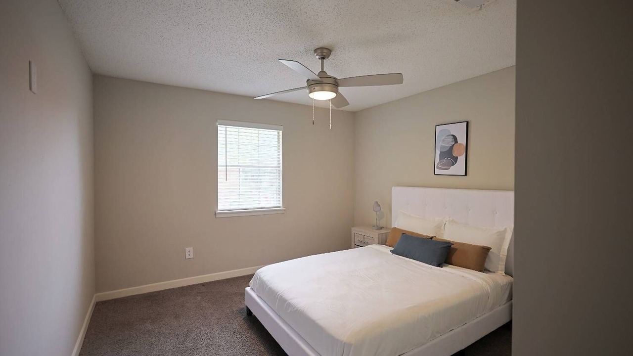 Photo of Bedroom in Tougaloo