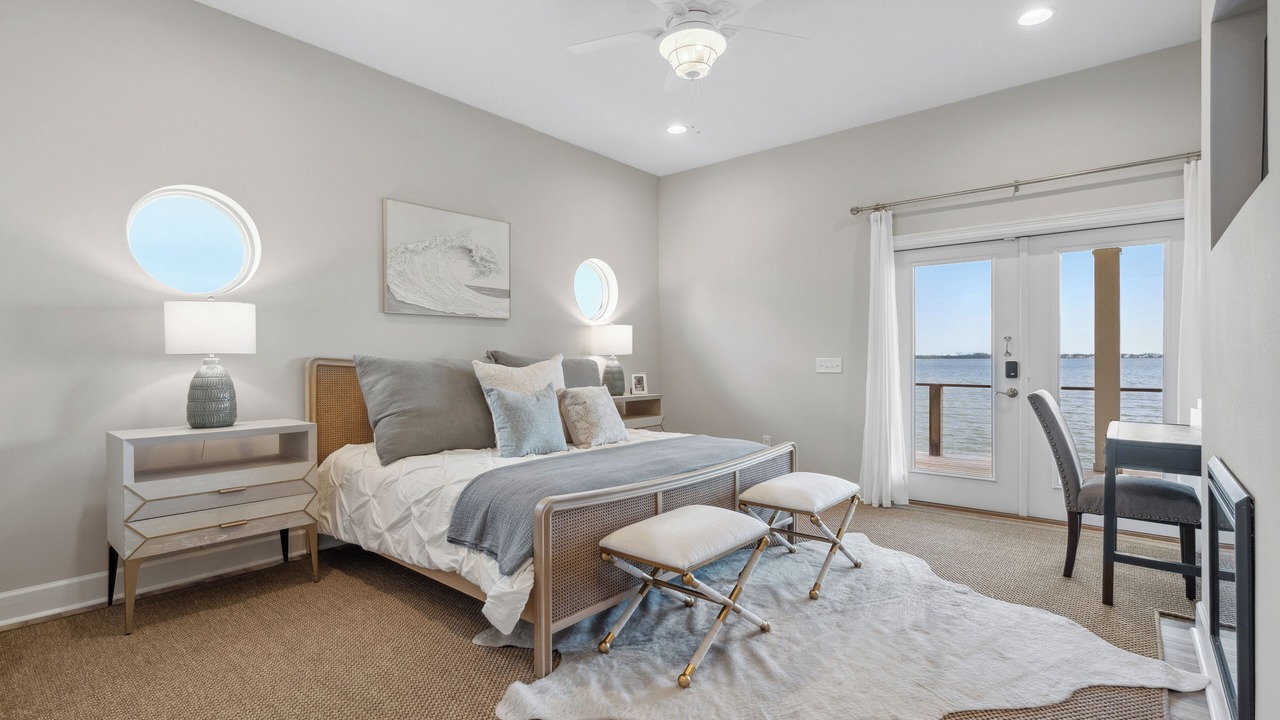 Photo of Bedroom in Pensacola Beach