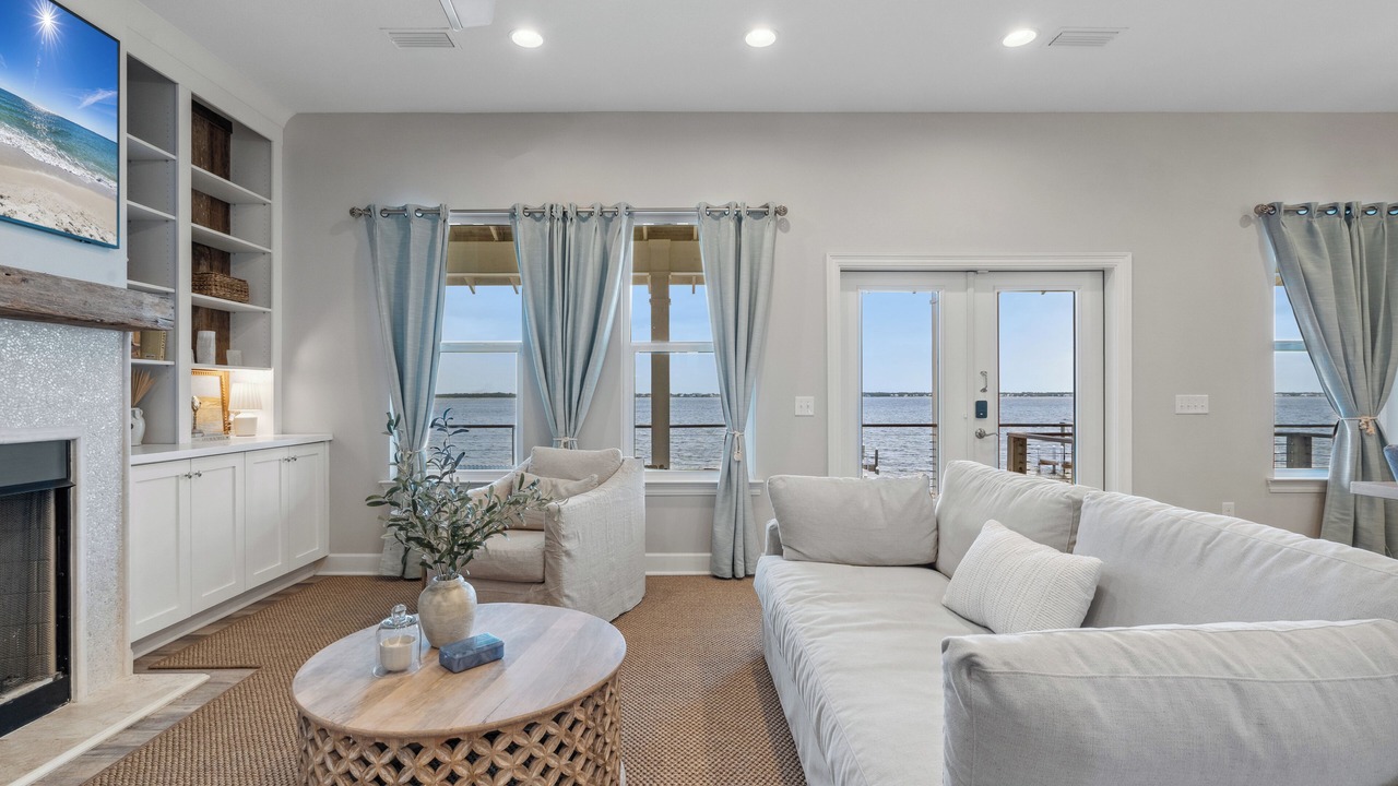 Photo of Livingroom in Pensacola Beach