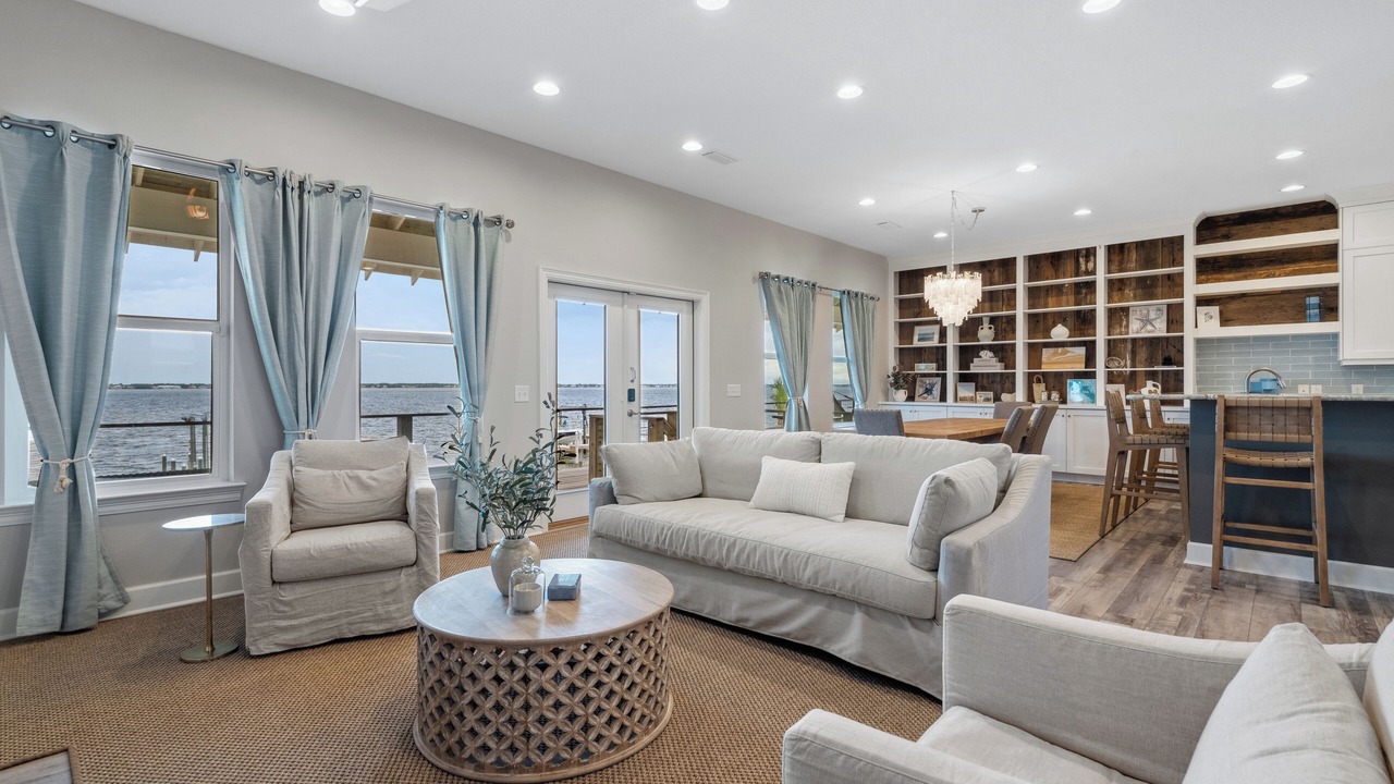 Photo of Livingroom in Pensacola Beach