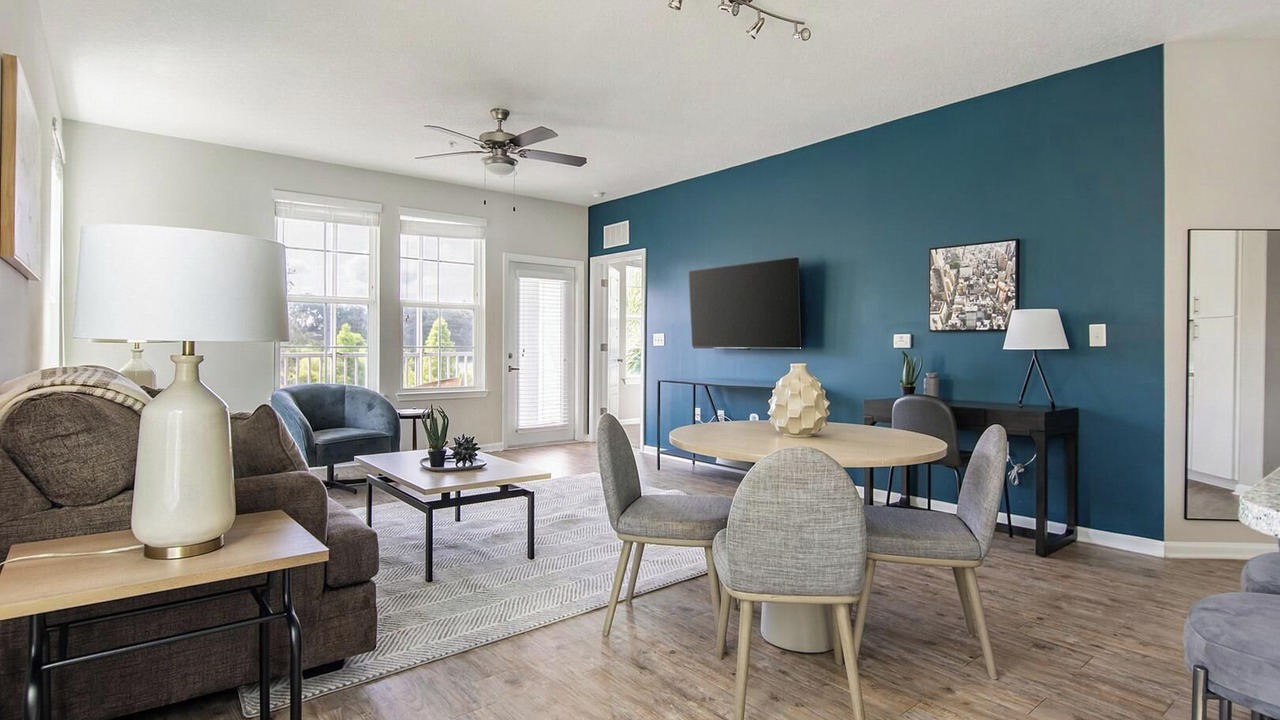 Photo of Livingroom in Land O' Lakes
