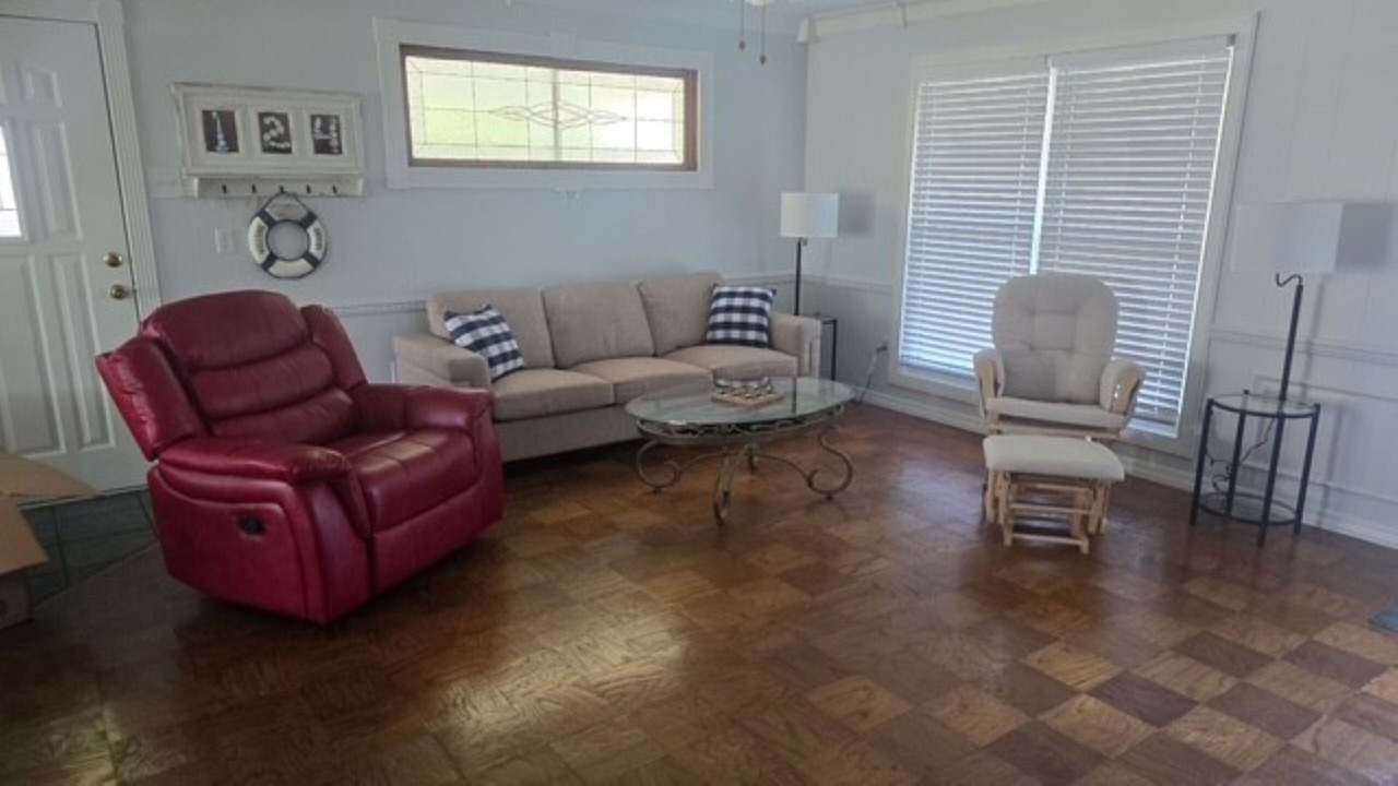 Photo of Livingroom in Long Beach
