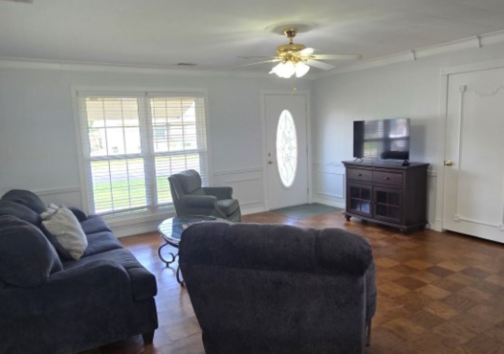 Photo of Livingroom in Long Beach