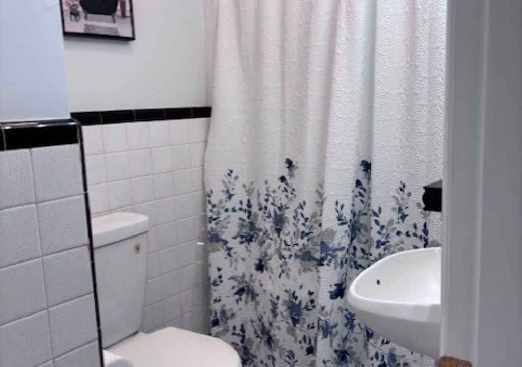 Photo of Bathroom in Long Beach