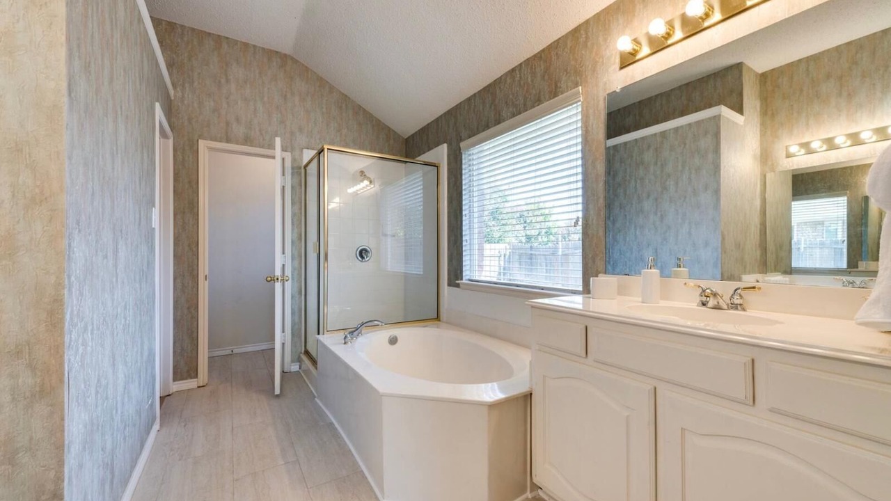 Photo of Bathroom in Murphy