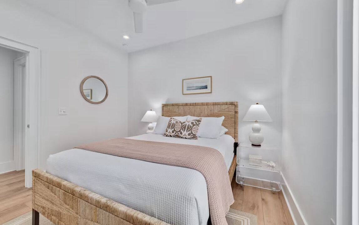 Photo of Bedroom in Gulf Shores