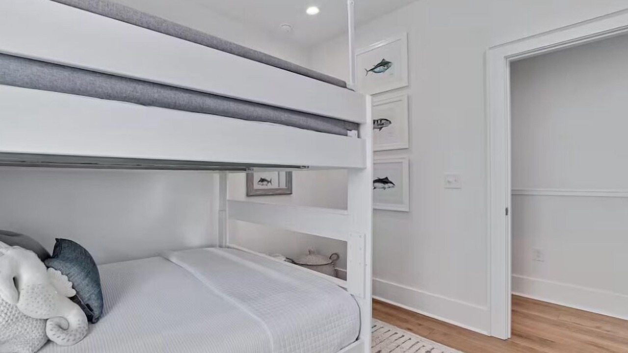 Photo of Bedroom in Gulf Shores