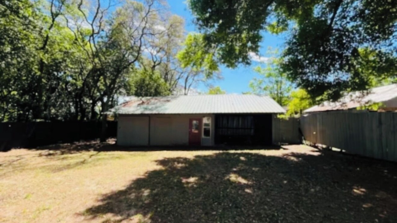 Photo of Outdoor in Myrtle Grove