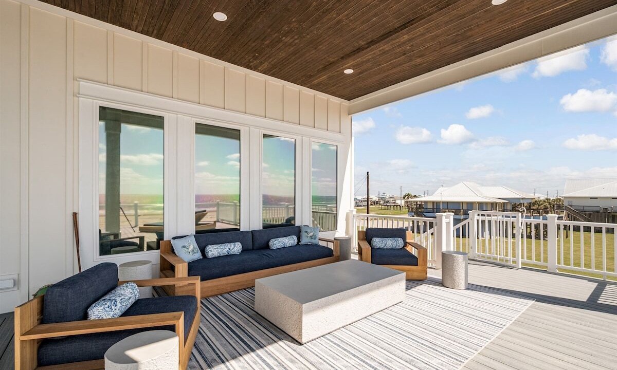 Photo of Patio Balcony in Grand Isle