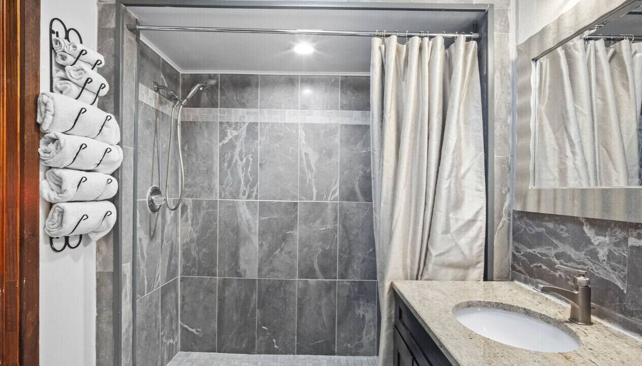 Photo of Bathroom in Durant