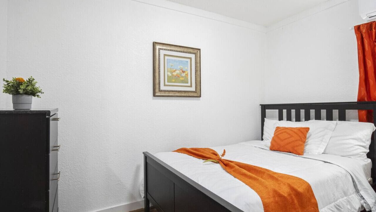 Photo of Bedroom in Durant